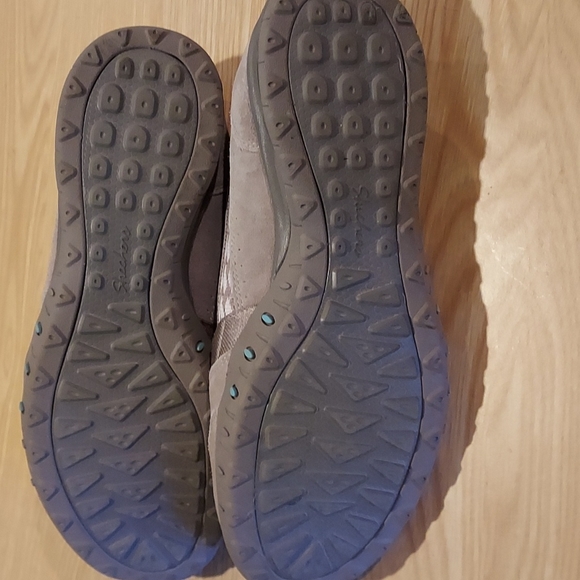 NWOT Women's Sketchers Relaxed Fit Air Cooled Memory Foam Sneakers Size 7.5 - Picture 4 of 7